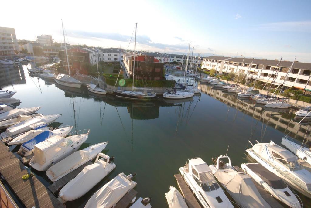 Apartamento Residenza Olimpo Lignano Sabbiadoro Exterior foto